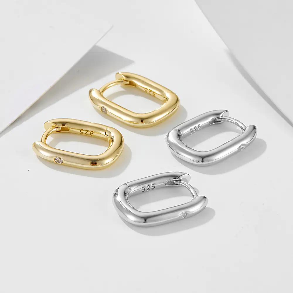 Simple 925 Sterling Silver CZ Hoop Earrings ODM